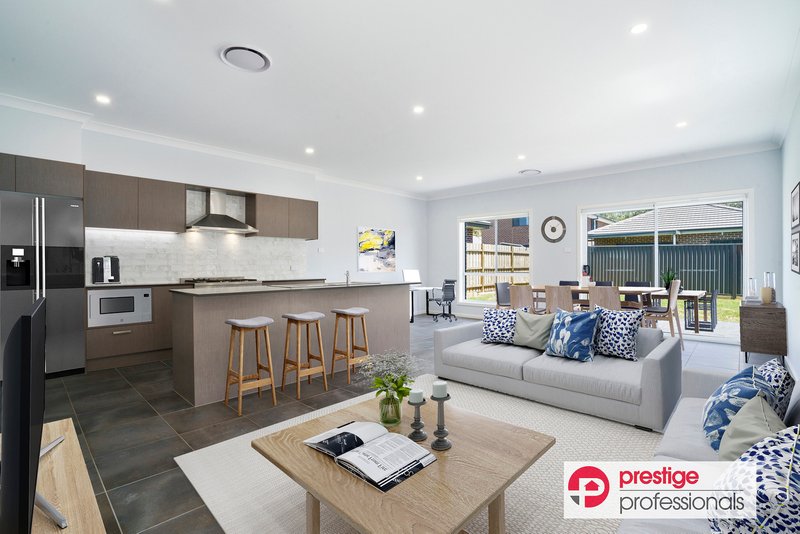 Photo - 7 Preston Street, Austral NSW 2179 - Image 2