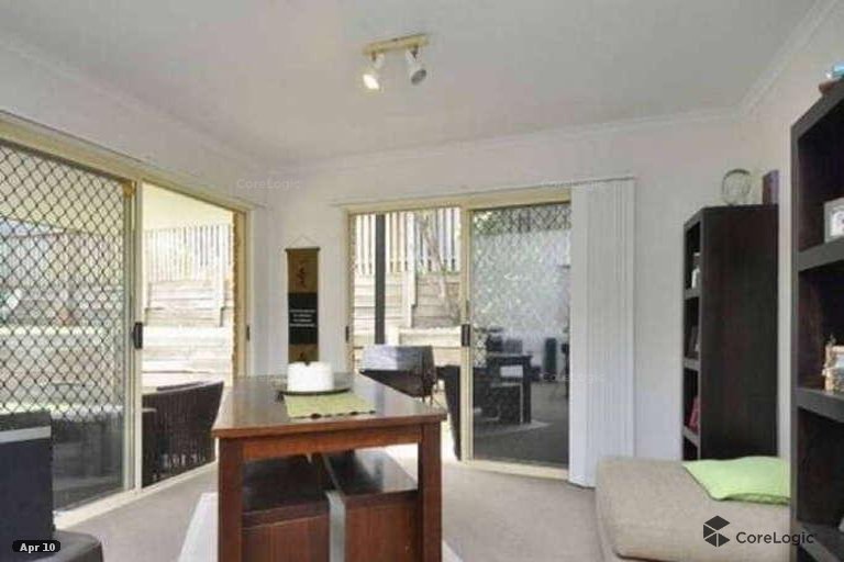 Photo - 7 Priddeys Road, Robina QLD 4226 - Image 12