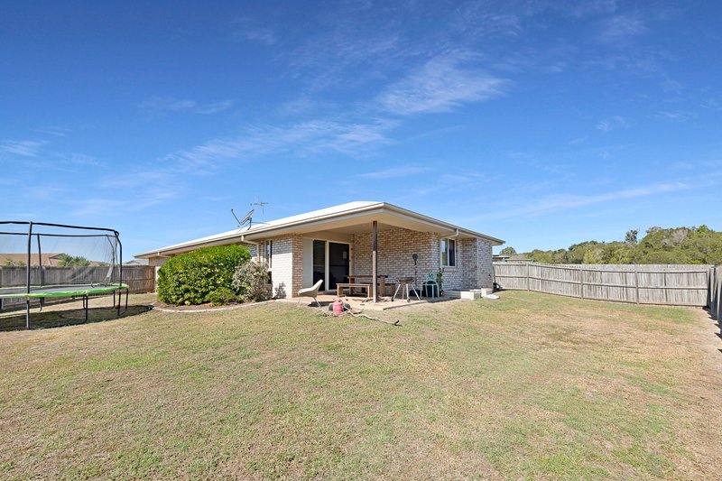 Photo - 7 Pristine Close, Ashfield QLD 4670 - Image 13