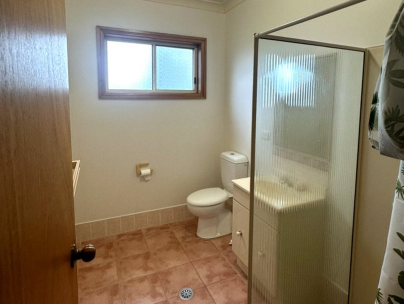 Photo - 7 Pryor Crescent, Old Bar NSW 2430 - Image 2