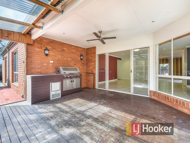 Photo - 7 Pyramid Place, Lyndhurst VIC 3975 - Image 10