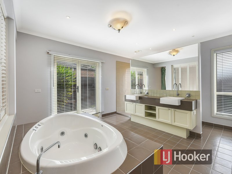 Photo - 7 Pyramid Place, Lyndhurst VIC 3975 - Image 13