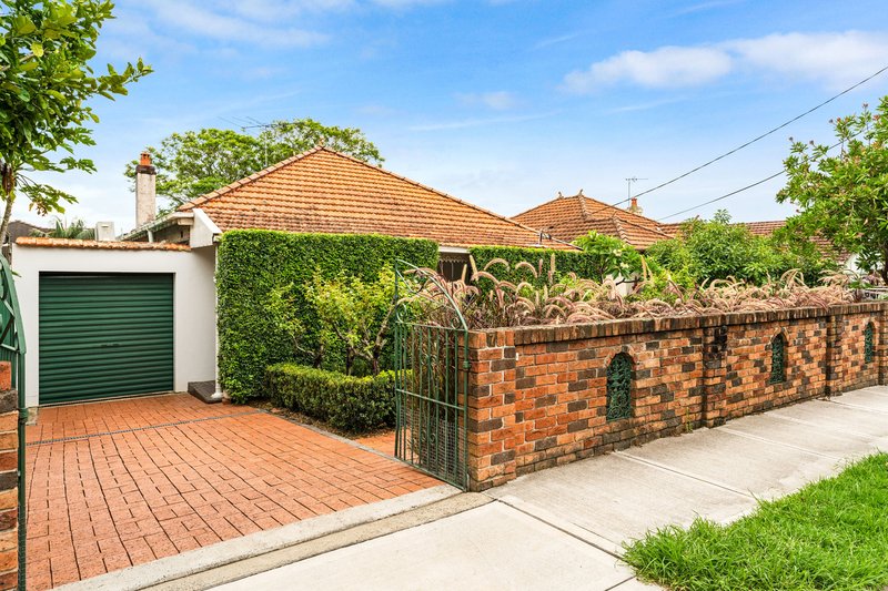 7 Quandong Avenue, Burwood NSW 2134