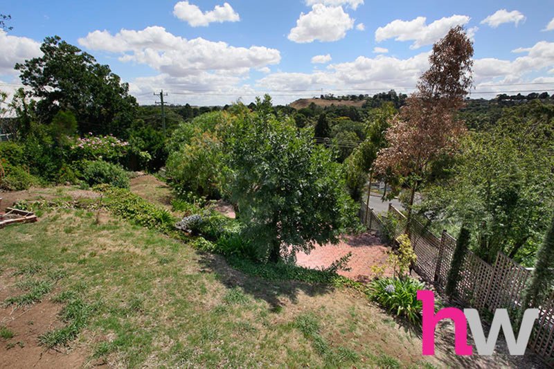 Photo - 7 Queens Park Road, Highton VIC 3216 - Image 11