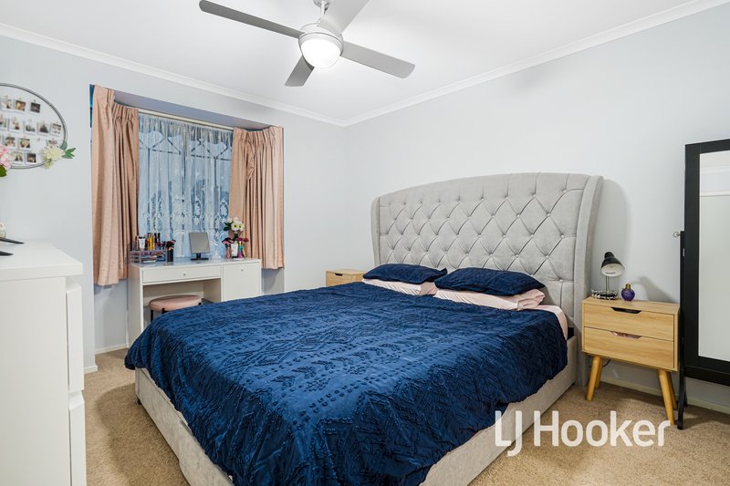 Photo - 7 Rae Court, Pakenham VIC 3810 - Image 8