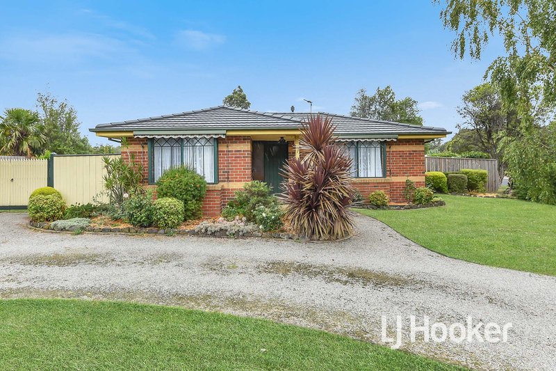 Photo - 7 Rae Court, Pakenham VIC 3810 - Image 15