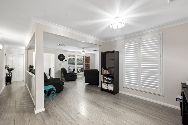 Photo - 7 Rainbow Close, Glenmore Park NSW 2745 - Image 5