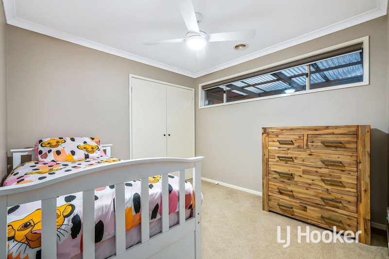 Photo - 7 Ramel Way, Pakenham VIC 3810 - Image 11