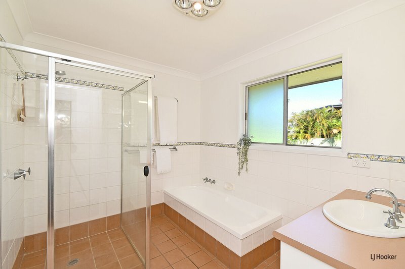 Photo - 7 Raward Avenue, Banora Point NSW 2486 - Image 12