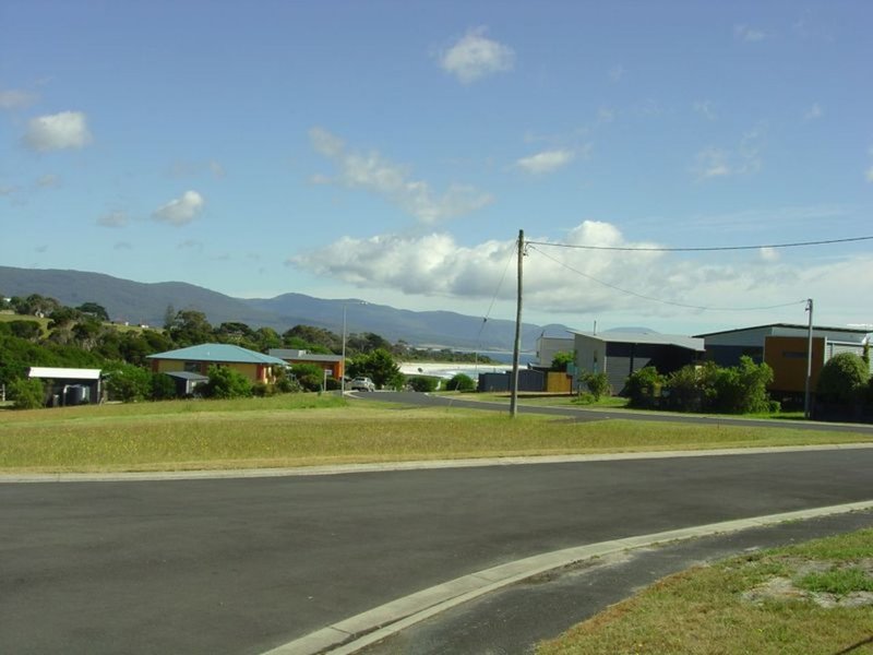 Photo - 7 Redbill Drive, Bicheno TAS 7215 - Image 7