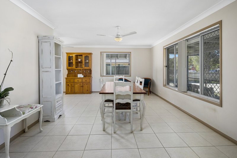 Photo - 7 Redgrove Avenue, Wellington Point QLD 4160 - Image 5