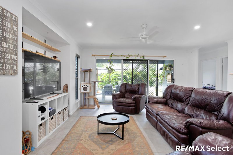 Photo - 7 Redwood Street, Andergrove QLD 4740 - Image 6