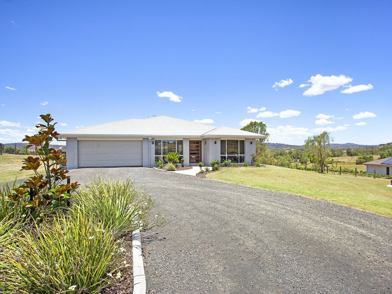 Photo - 7 Regent Crt , Regency Downs QLD 4341 - Image 16