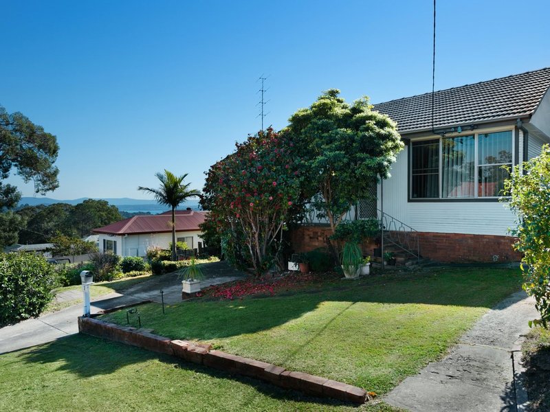 7 Regent Street, Tingira Heights NSW 2290