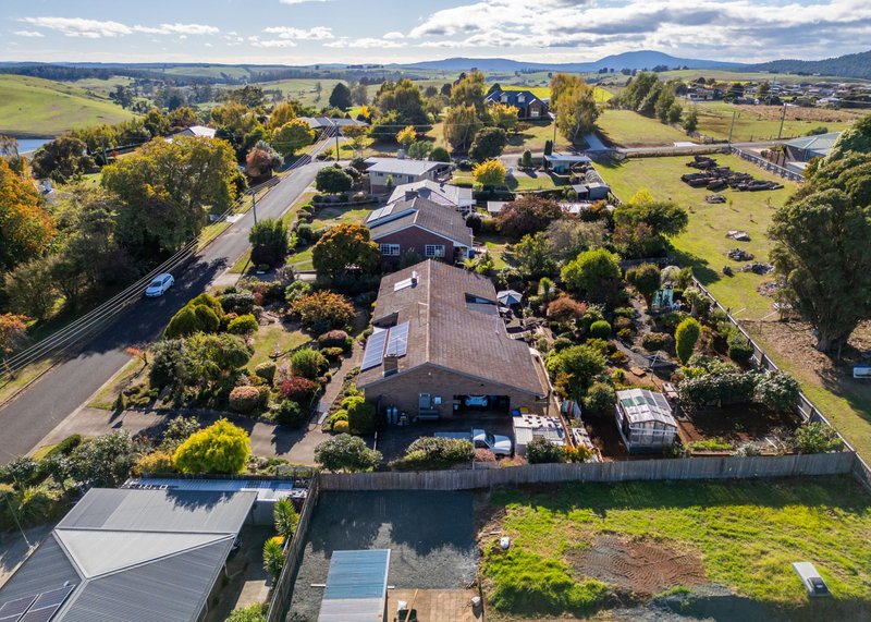 Photo - 7 Reid Street, Scottsdale TAS 7260 - Image 3