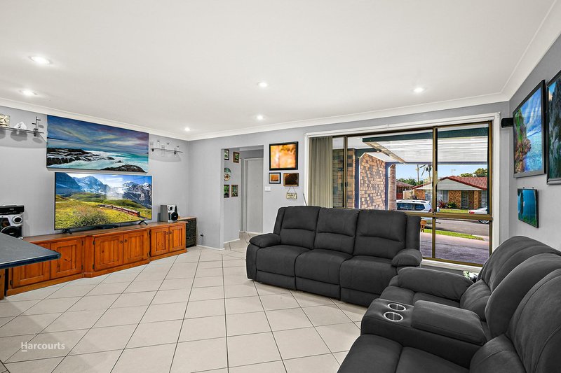 Photo - 7 Ribbonwood Place, Albion Park Rail NSW 2527 - Image 5