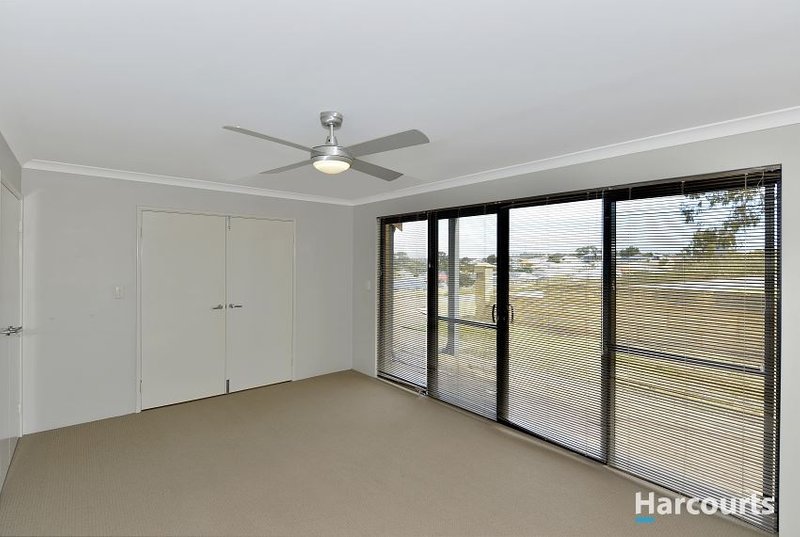 Photo - 7 Richview Ramble , Wannanup WA 6210 - Image 6