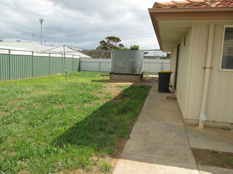 Photo - 7 Ridge Rd , Murray Bridge SA 5253 - Image 7