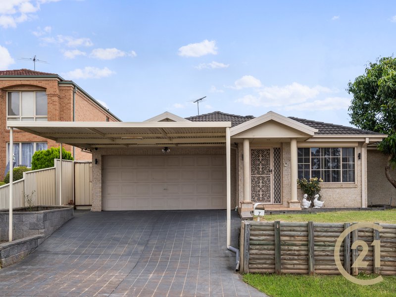 7 Ridgeway Close, West Hoxton NSW 2171