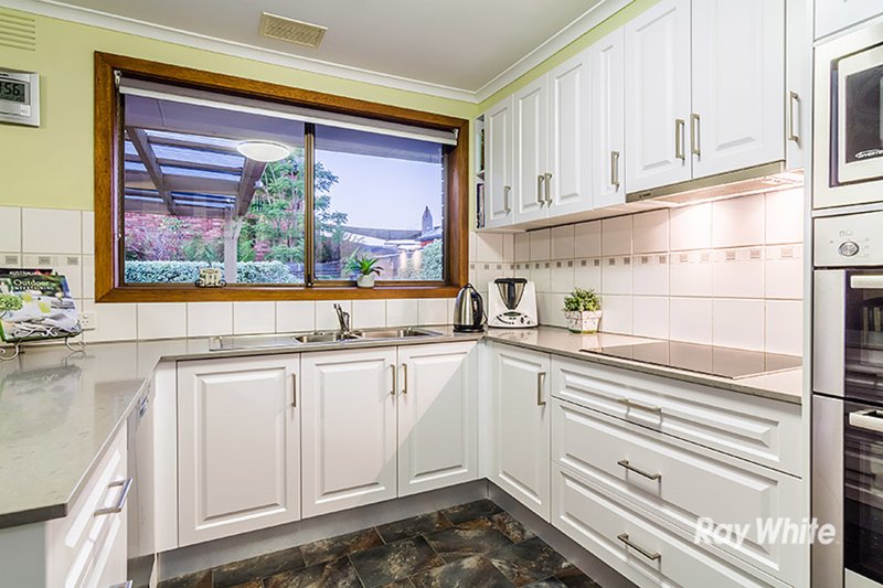 Photo - 7 Rimfire Crescent, Cranbourne VIC 3977 - Image 10