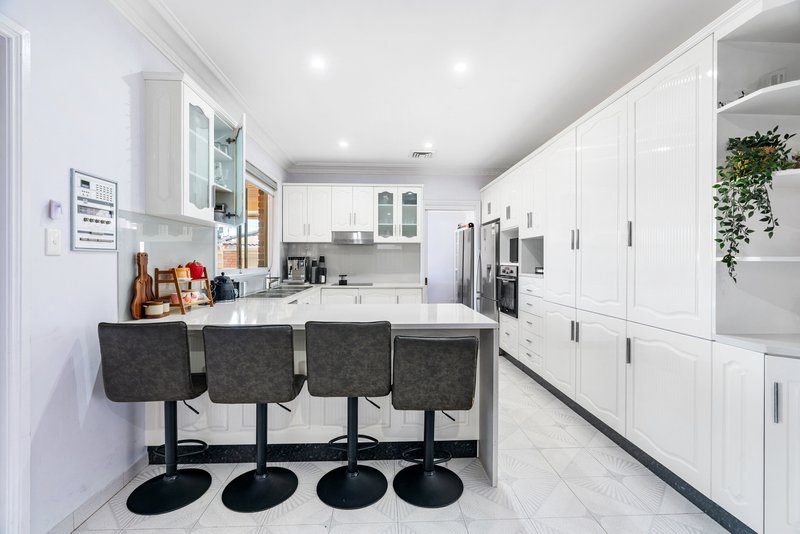 Photo - 7 Ringtail Crescent, Bossley Park NSW 2176 - Image 5