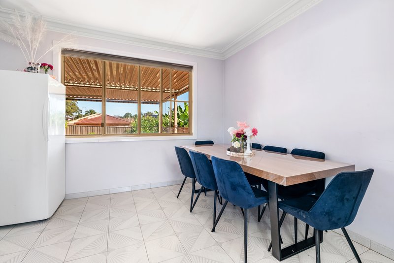 Photo - 7 Ringtail Crescent, Bossley Park NSW 2176 - Image 6