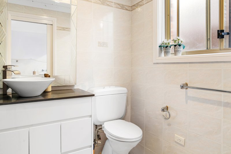 Photo - 7 Ringtail Crescent, Bossley Park NSW 2176 - Image 12