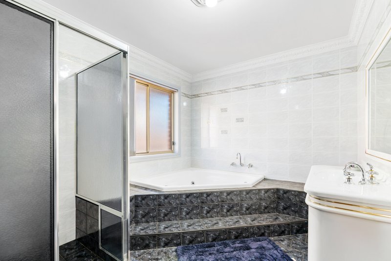 Photo - 7 Ringtail Crescent, Bossley Park NSW 2176 - Image 14