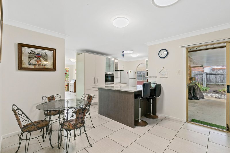 Photo - 7 Ringtail Place, Wynnum West QLD 4178 - Image 7