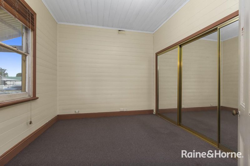 Photo - 7 Robert Street, Wallsend NSW 2287 - Image 8