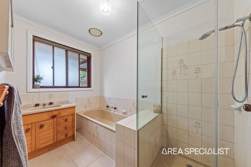 Photo - 7 Robin Court, Pakenham VIC 3810 - Image 12