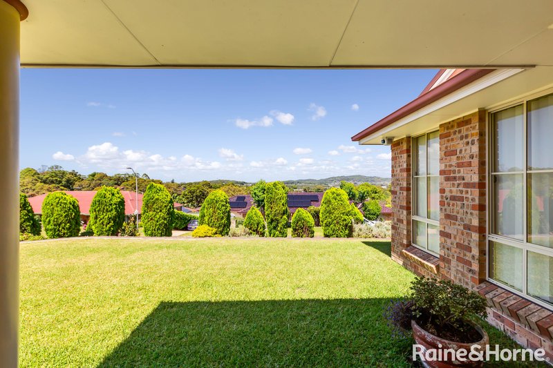 Photo - 7 Robinia Grove, Garden Suburb NSW 2289 - Image 5