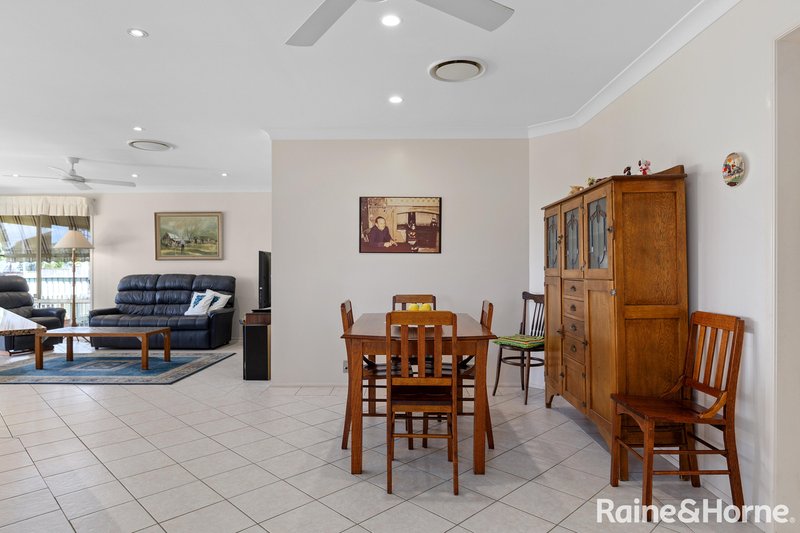 Photo - 7 Robinia Grove, Garden Suburb NSW 2289 - Image 9