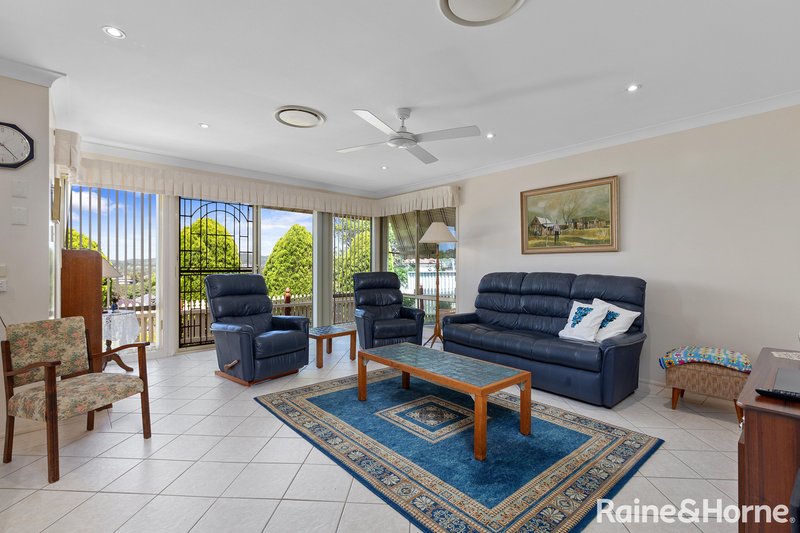 Photo - 7 Robinia Grove, Garden Suburb NSW 2289 - Image 12