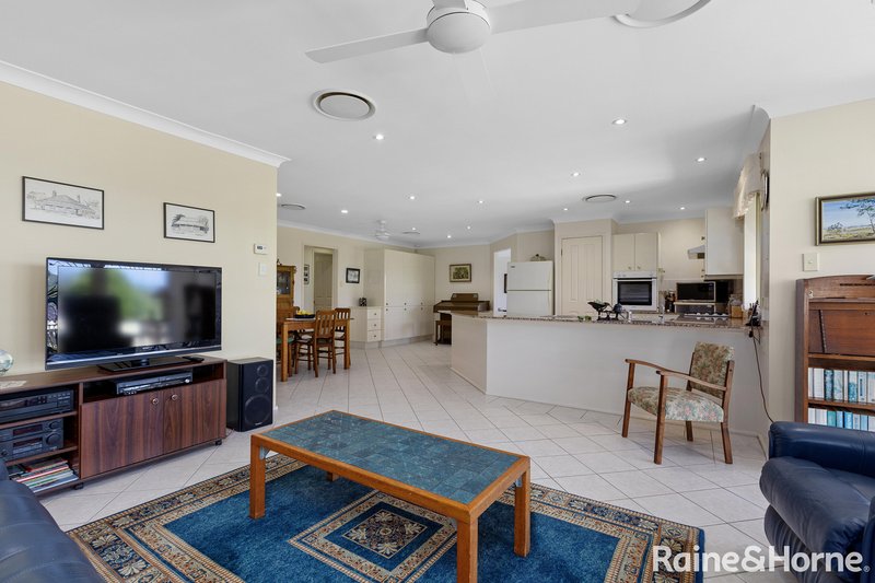 Photo - 7 Robinia Grove, Garden Suburb NSW 2289 - Image 13