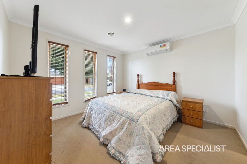 Photo - 7 Rockford Street, Pakenham VIC 3810 - Image 3