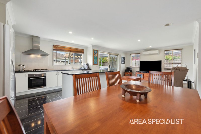 Photo - 7 Rockford Street, Pakenham VIC 3810 - Image 6