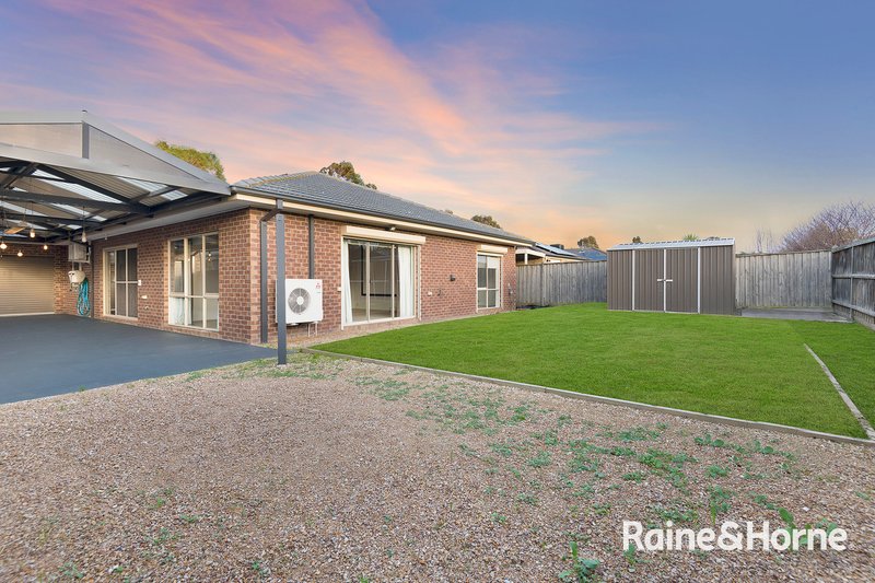 Photo - 7 Rocky Street, Cranbourne East VIC 3977 - Image 13