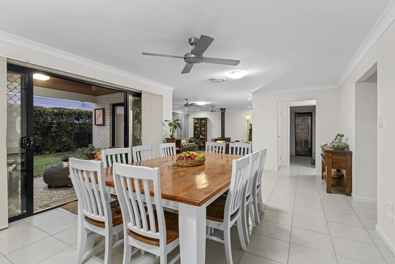 Photo - 7 Rolland Pde , Warner QLD 4500 - Image 6