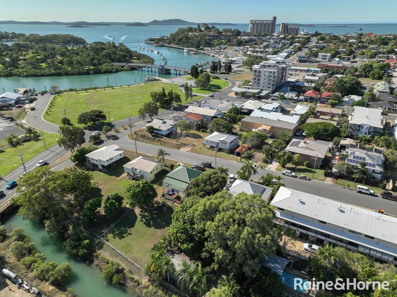 Photo - 7 Rollo Street, Gladstone Central QLD 4680 - Image 2