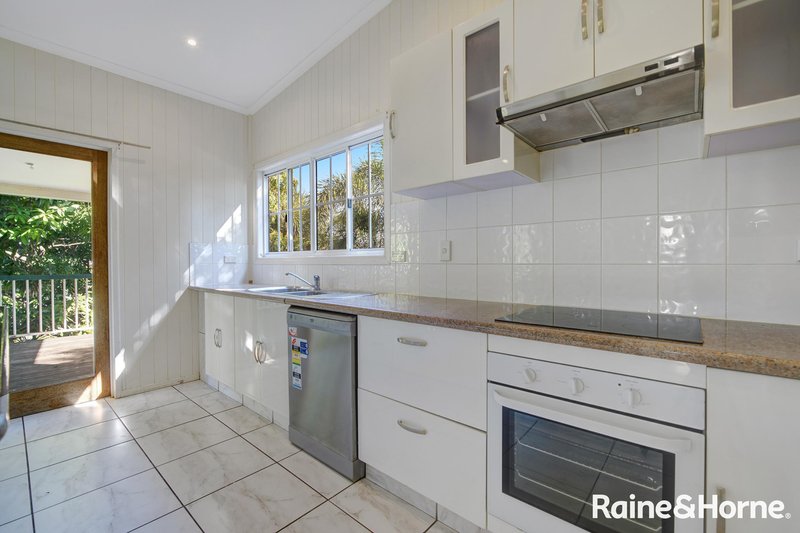 Photo - 7 Rollo Street, Gladstone Central QLD 4680 - Image 9