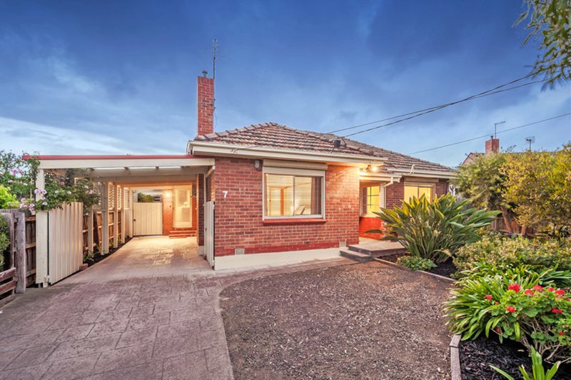 7 Rose Court, Reservoir VIC 3073