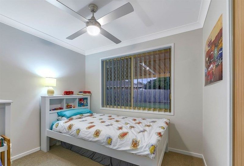 Photo - 7 Rose Crescent, Fitzgibbon QLD 4018 - Image 10