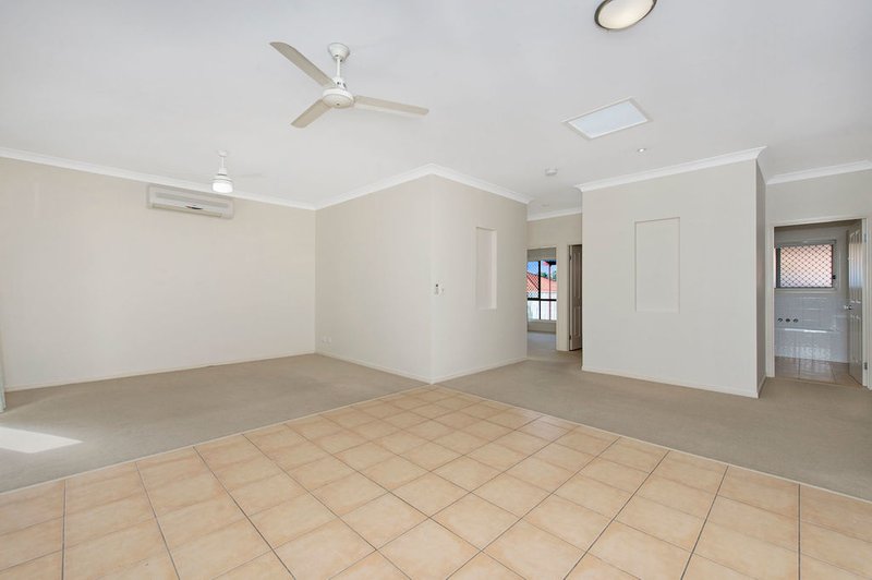 Photo - 7 Rosefinch Street, Upper Coomera QLD 4209 - Image 8