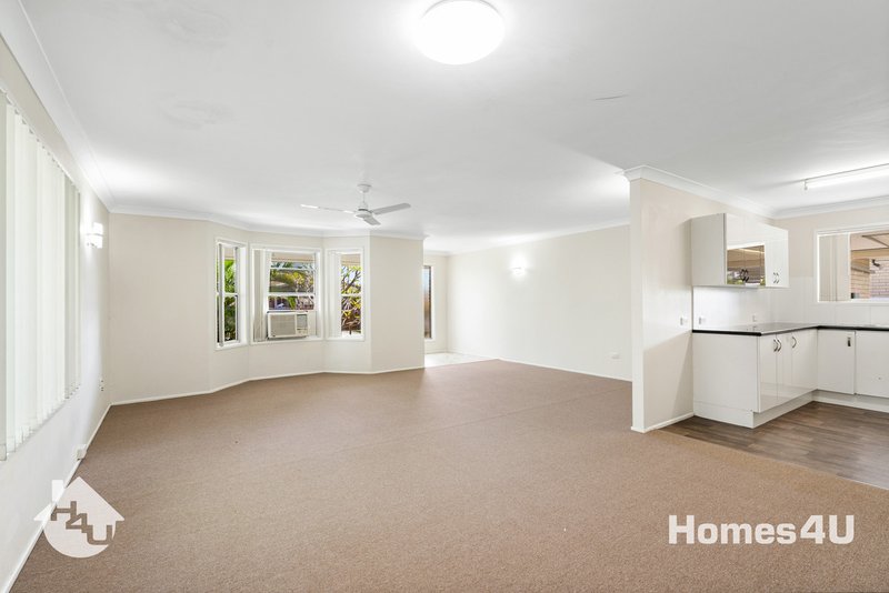 Photo - 7 Rosemary Street, Margate QLD 4019 - Image 2