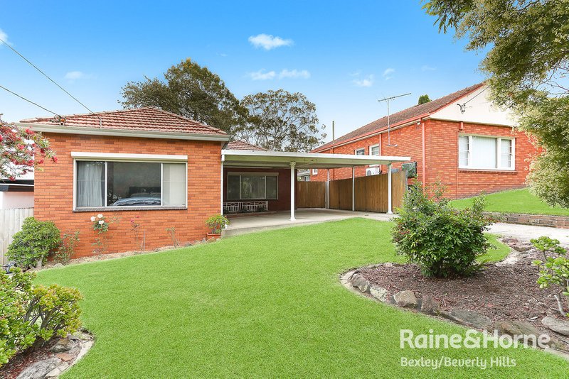 7 Roseview Ave , Roselands NSW 2196