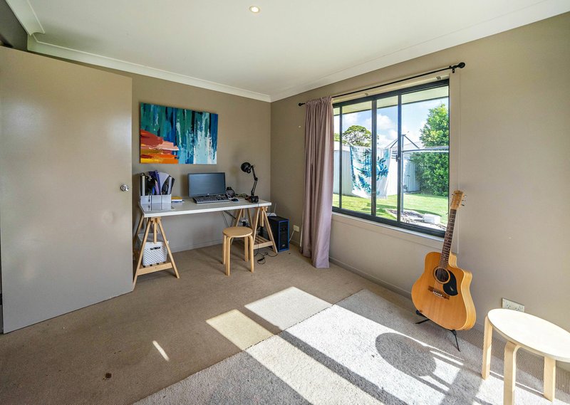 Photo - 7 Rosier Place, Old Bar NSW 2430 - Image 12