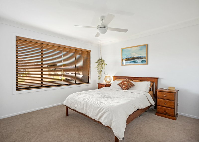 Photo - 7 Rosier Place, Old Bar NSW 2430 - Image 11