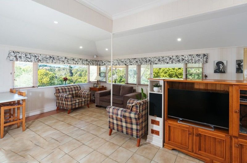 Photo - 7 Ross Street, Eagleby QLD 4207 - Image 9