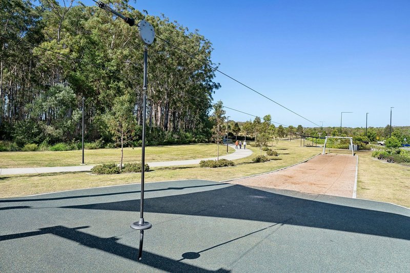 Photo - 7 Rosseau Street, Baringa QLD 4551 - Image 15